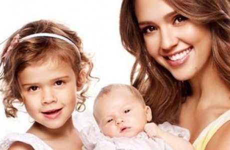 Джессика Альба со своими дочерьми – Онор и Хэвен